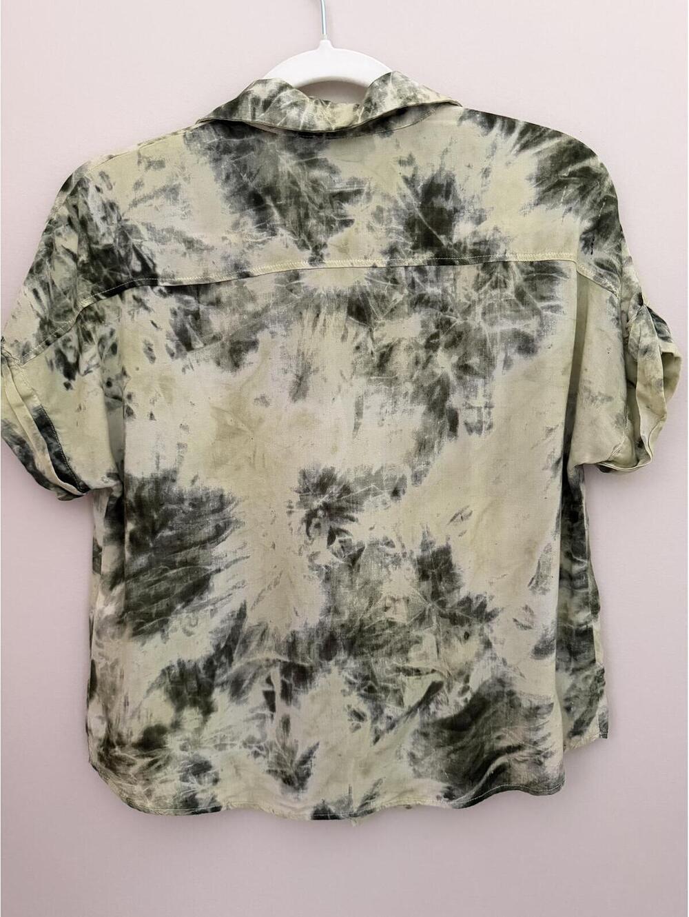 XS Zara 100% Viscose Button-down - Picture 4 of 4